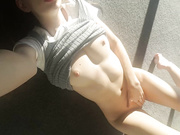 missalice_94 - Fapping in the Sun
