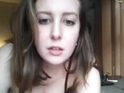 Grace_Annxx masturbates and flashes her tits